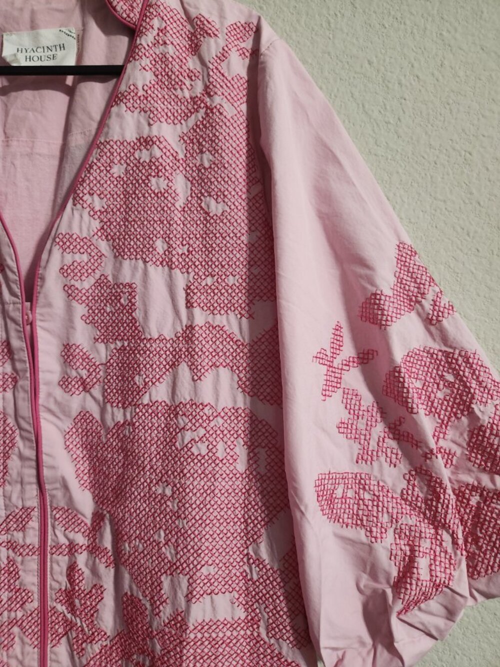 Tuckernuck Hyacinth House Pink Arem Embroidered Caftan Front Zip size small - Picture 6 of 10